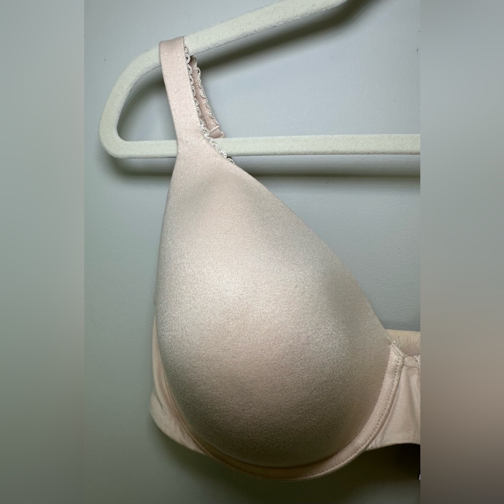 Victoria’s Secret Body by Victoria‎ Lined Perfect Coverage Bra 40DDD Nude Tan - Picture 4 of 10